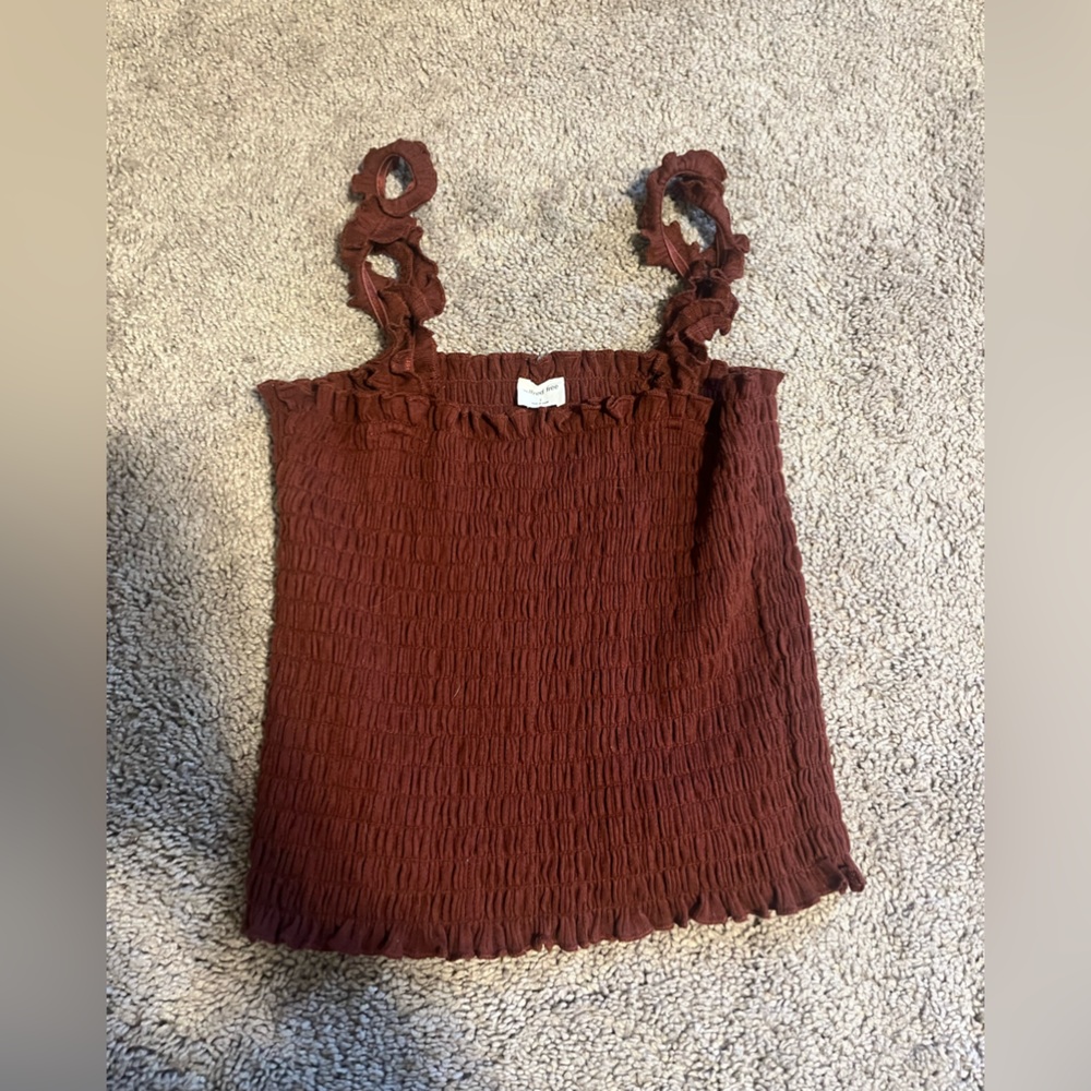 Wilfred free small tank. Perfect condition.